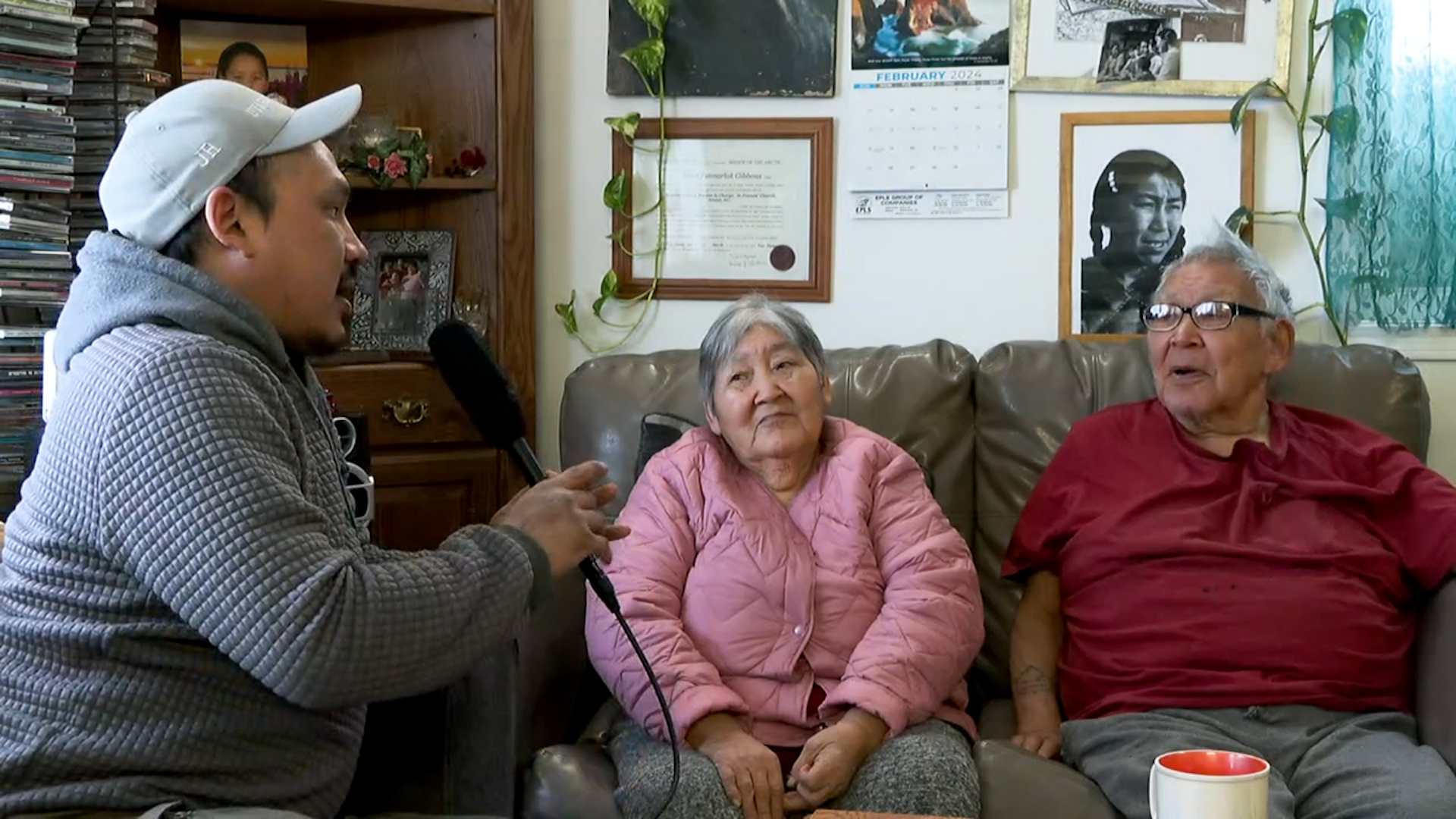 Tunnganarniq Nunagijavut: Arviat - Mike and Lisa Gibbons