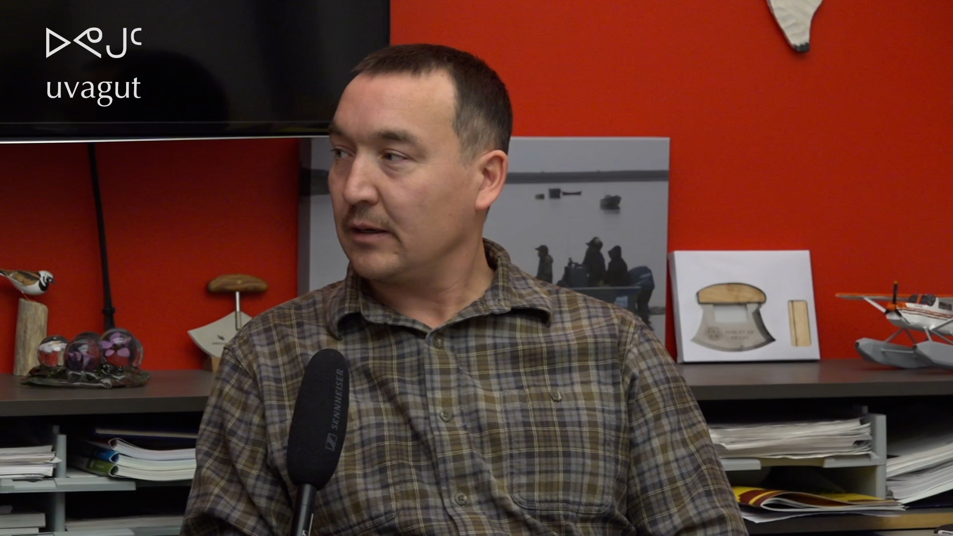 Tunnganarniq Nunagijavut: Arviat - Mayor Joe Jr Savikataaq