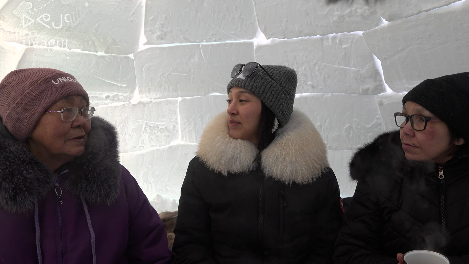 Welcome to Our Qammaq - Pakkak Qammanirq - Building the Igloo